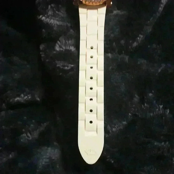 Juicy Couture Wristwatch 0553 FIRM!!$$ - Picture 4 of 12